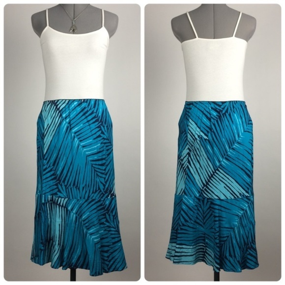 Express Dresses & Skirts - Express 100% Silk Skirt